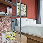 Ξενοδοχείο Urban Loft 4*