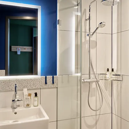 Urban Loft Hotel 4*