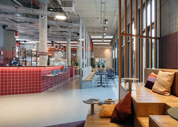 Urban Loft 4* برلين